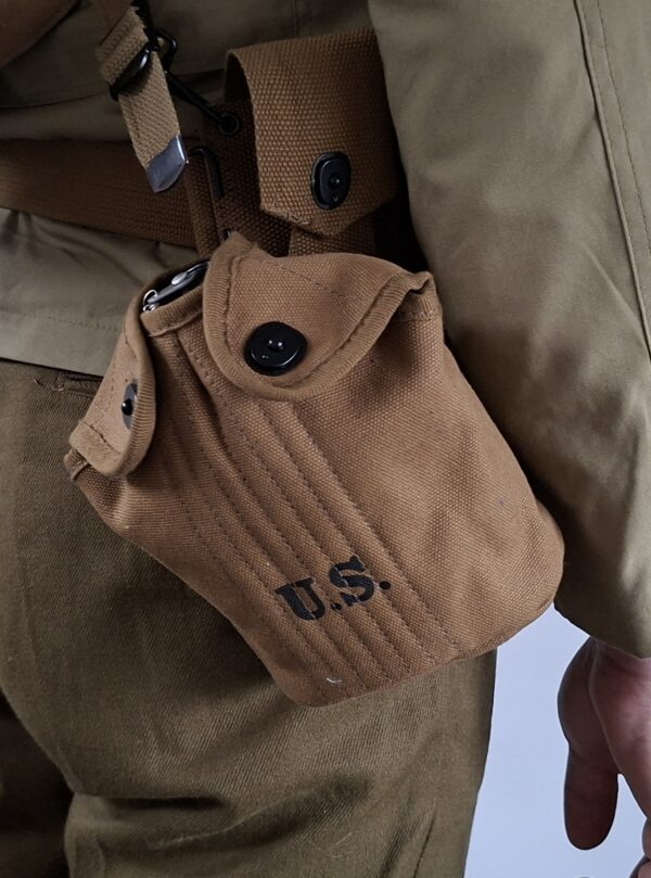 US Army M10 Khaki Canteen Cover